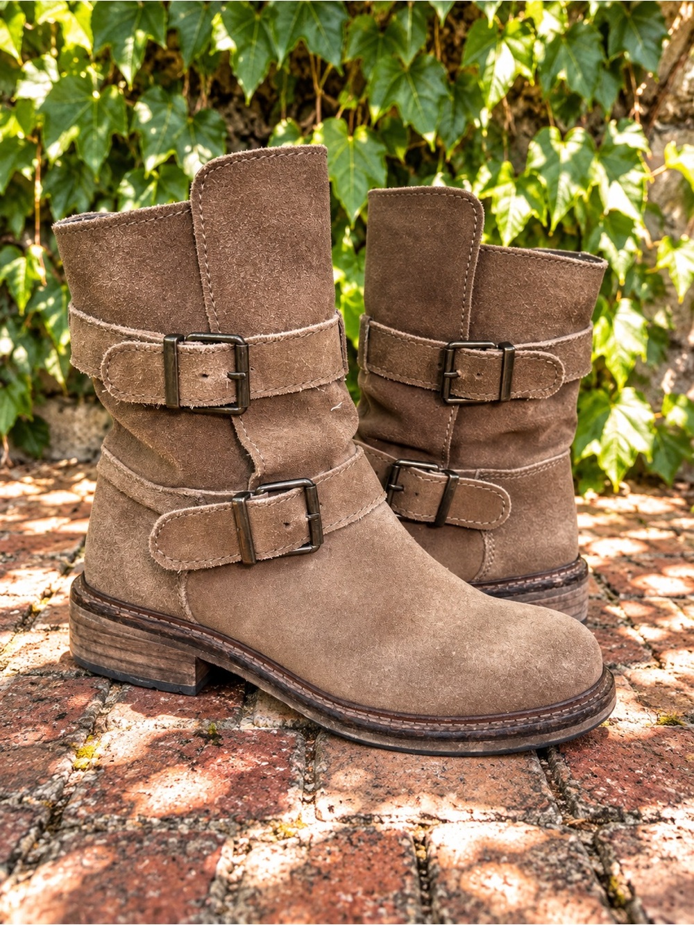 ZARA TRAFALUC Tan Suede Double Buckle Lug Sole Moto Boots, 36